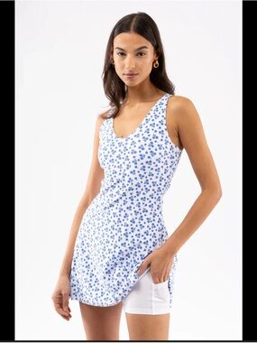 Smith & Quinn Campbell dress in sea poppy Medium